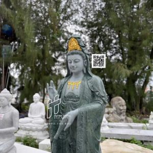 Tượng Quan Âm đá xanh ngọc